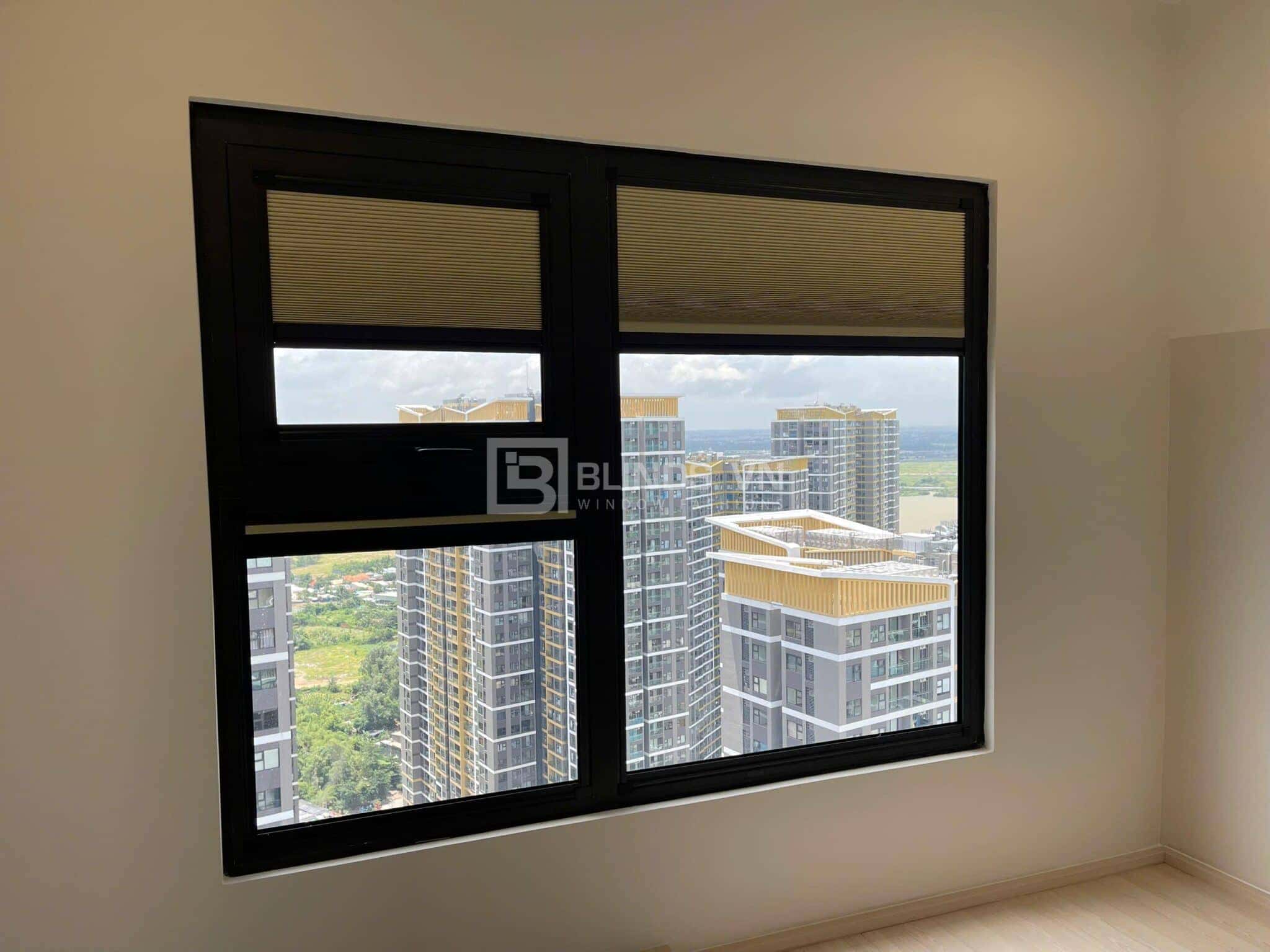 z6976016219807 6b7a72273fa1c02a9495907e9b8017dc 2048x1536 1