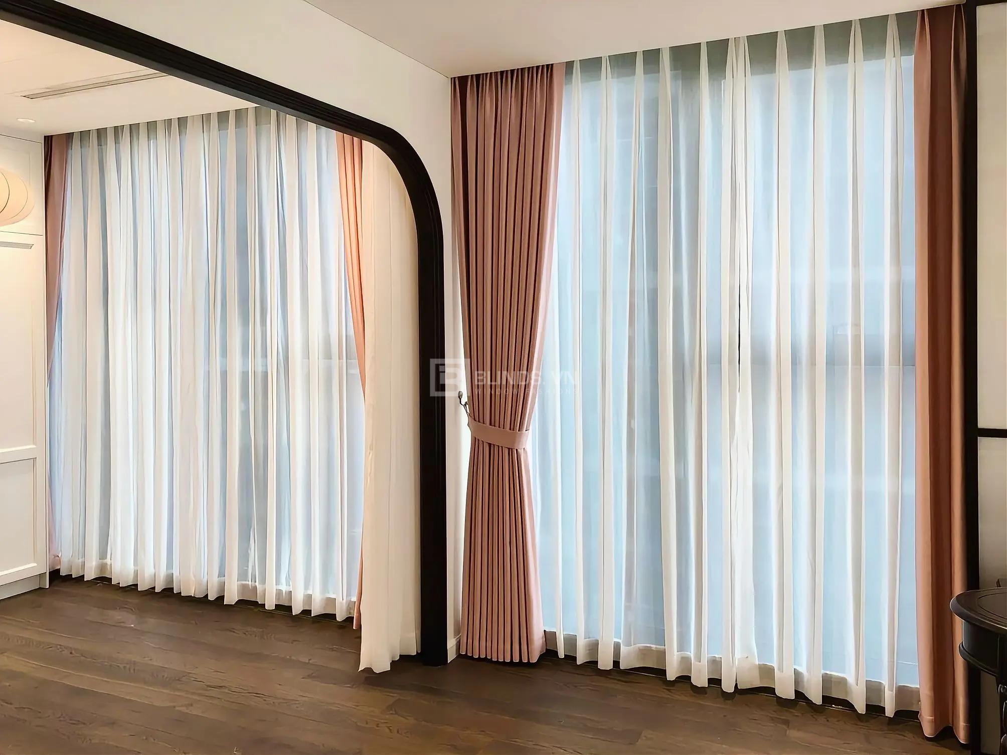 Rèm Vải Cao Cấp Tại Vinhomes Bason – Sự Giao Thoa Giữa Vẻ Đẹp Cổ Điển Và Hiện Đại 42 copy 6C5B6E20 0134 402A 95B5 AD8F6586D65E