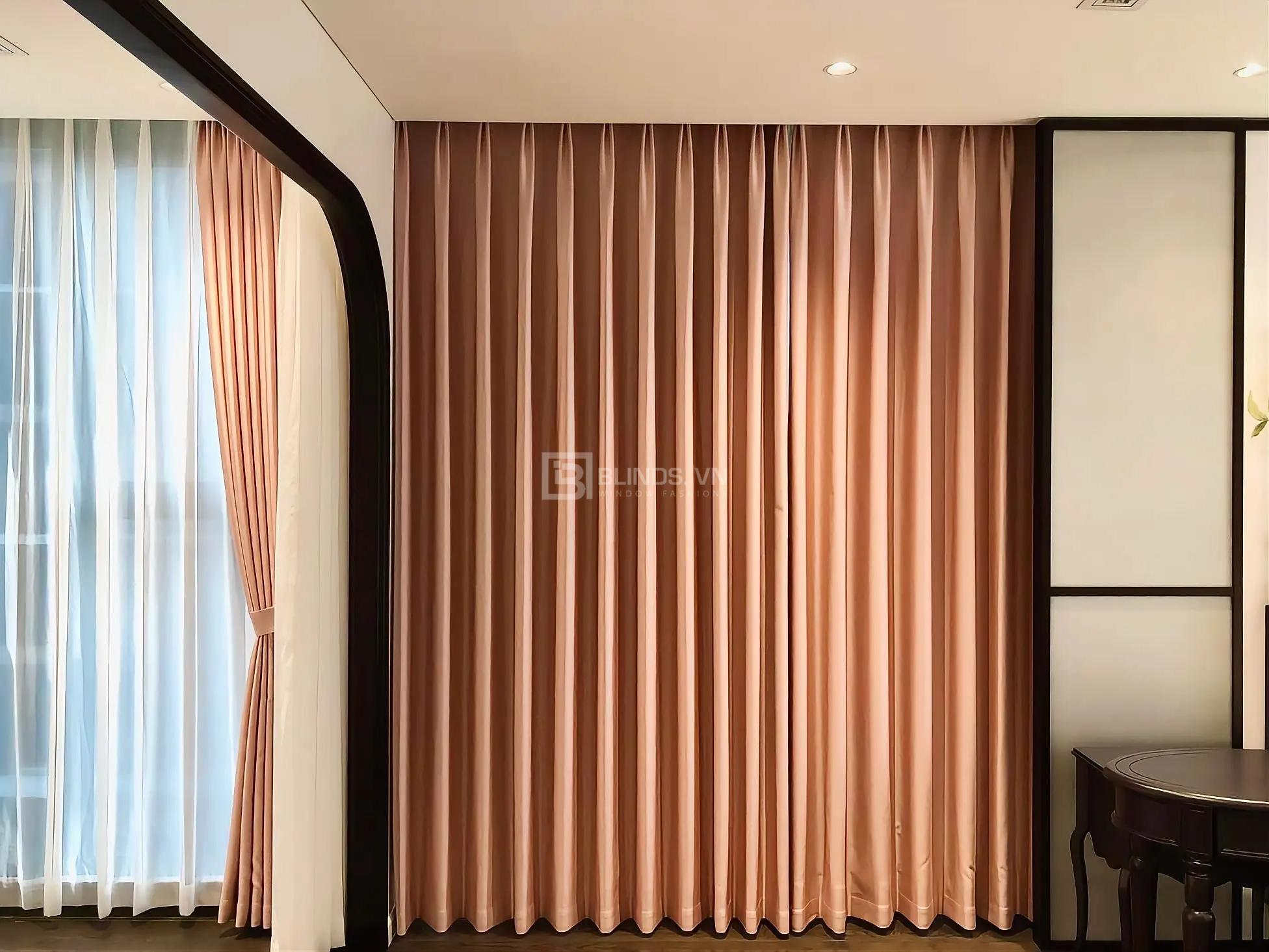 Rèm Vải Cao Cấp Tại Vinhomes Bason – Sự Giao Thoa Giữa Vẻ Đẹp Cổ Điển Và Hiện Đại 43 copy 708B2CC9 53CD 414A 8411 12FC3D95CC2E